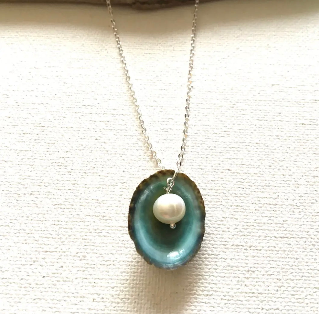 Limpet Pendant Necklace